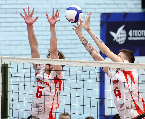 «Львята» бьются изо всех сил