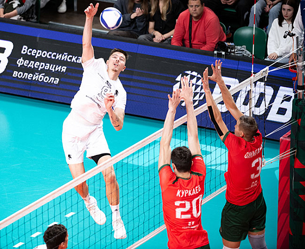 Матч тура в Новосибирске