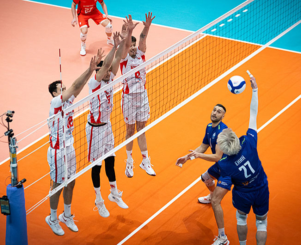 Фавориты выигрывают